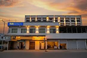 FabHotel Devanshi Inn