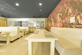 Fabhotel Prime Kingfisher