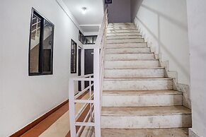 FabHotel The Vinayak