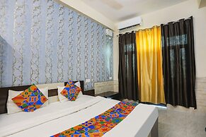 Fabhotel Royal Stay Inn