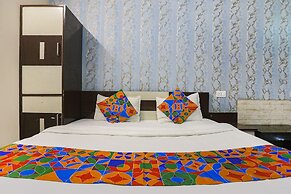 Fabhotel Royal Stay Inn