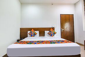 Fabhotel The Orient