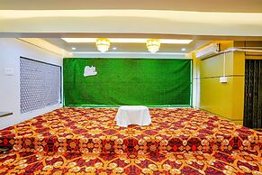 Fabhotel Kesar Inn