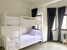 MONTANA Hotel & Hostel Phuket