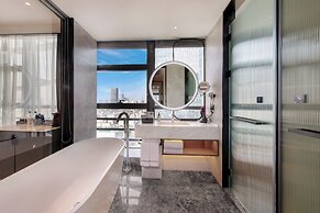 UrCove by HYATT Shenzhen Luohu