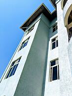 White Stone Apartment KIMIHURURA