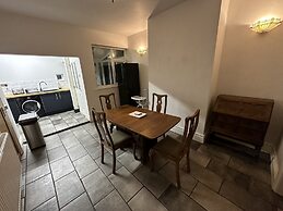 2bed - Garden-pets-freeparking-m1connections