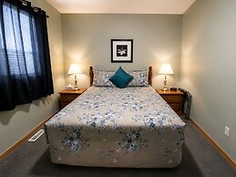 Newcastle Country Inn