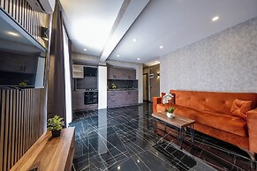 Mrt Suites Lara