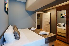 Mrt Suites Lara
