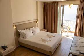 FLLAD RESORT & SPA