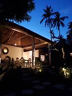 Utama Villas Beach Front Candidasa