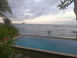 Utama Villas Beach Front Candidasa