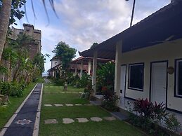 Utama Villas Beach Front Candidasa