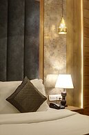 Town Pallace Inn