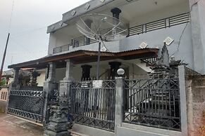 Hotel O Ravaya Homestay