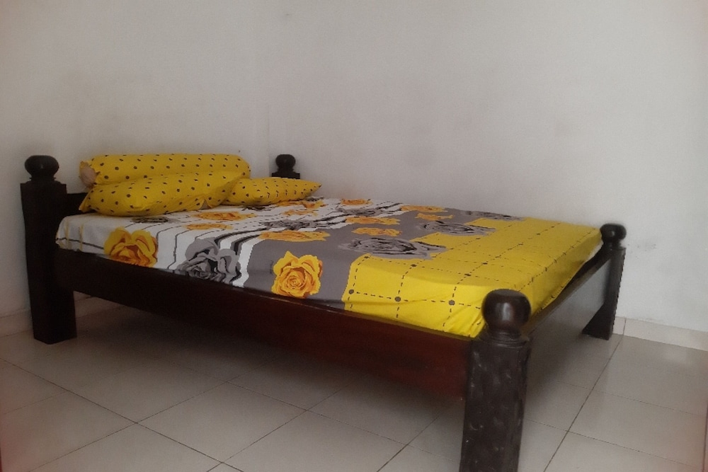 Hotel O Ravaya Homestay
