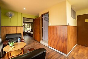 Avocado and Orchid Resort