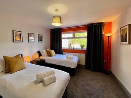 Curzon House 1