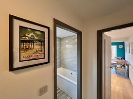 Curzon House 1