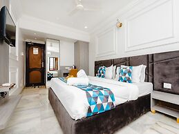 Hotel Galaxy