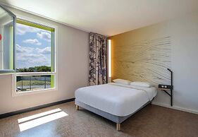 B&B HOTEL Saintes
