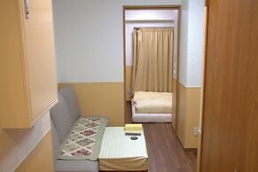 Ueno House VIP