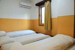 Ueno House VIP