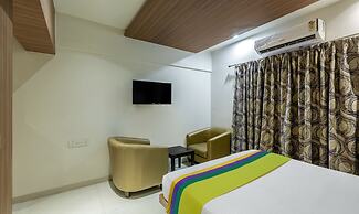 Treebo Hiland Suites