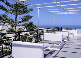 Tatakis Design Hotel, Fira