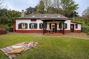 Surrounded by Nature - Casa da Cebola