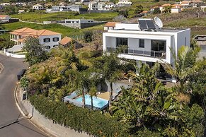 Pool, Garden and sea View - Villa Hibiscus