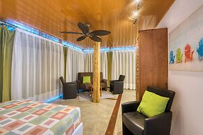 CariPro Apartments