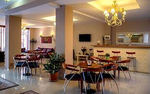 HOTEL MINOS