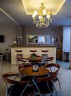 HOTEL MINOS