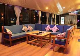 Privy Stays - Bherse Villa