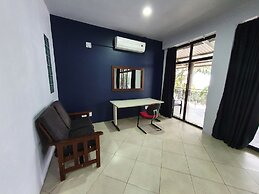 Zambezi Riverside Accommodation