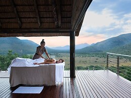 Babohi at Qwabi Private Game Reserve