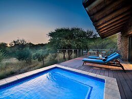 Babohi at Qwabi Private Game Reserve