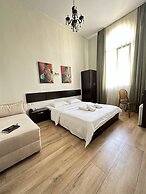 HOTEL ILISIA
