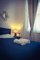 Warren st Apt