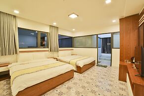 Ha Na Hotel Da Lat