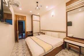 Ha Na Hotel Da Lat