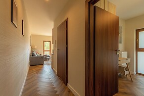 RentPlanet - Green Park Resort