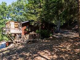Chalet in the Woods With Nordic Bath