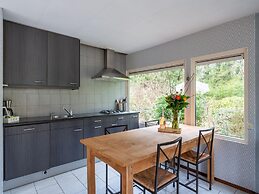 Arendonk Pondside Chalet