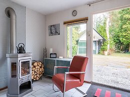 Arendonk Pondside Chalet