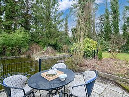 Arendonk Pondside Chalet