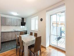 Spacious Dual Guesthouse