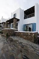 Dreamscape 3-Bedroom Mykonos Hideaway